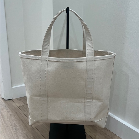 L.L.BEAN Boat and Tote®, Open-Top - Medium - Picture 3 of 8